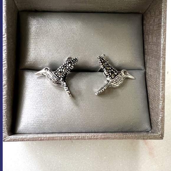 Elegant Silver .925  hummingbird Earrings - Picture 1 of 2